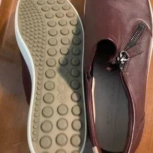 Ecco | Shoes | Ecco Brown Leather Loafers With Side Zipper  display picture 1